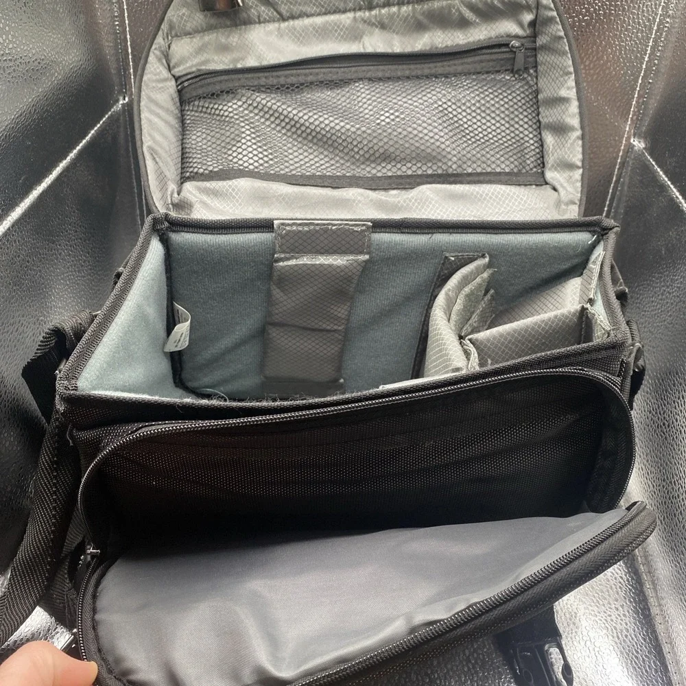 Nikon Black Nylon Padded Adjustable Shoulder Camera Bag with Dividers